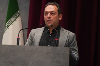 معاون درمان دانشگاه علوم پزشکی ایران: پزشکان نماد تعهد، ایثار و خدمت به سلامت مردم هستند